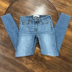 Abercrombie & Fitch Skinny Jeans